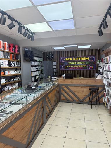 Merkez Şube iç görünümü ve danışma bankosu
